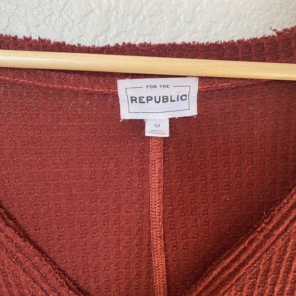 For the Republic Waffle Thermal Button Down Shirt Size Medium - Picture 3 of 3